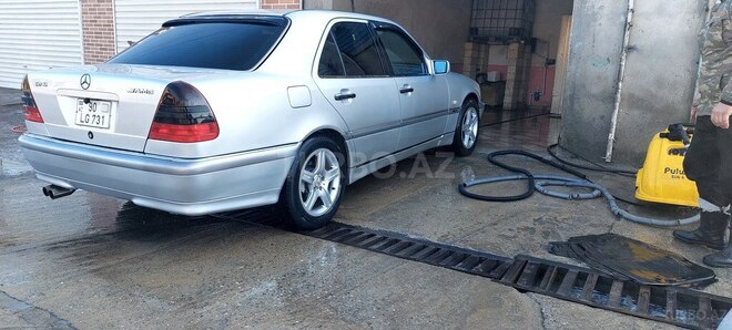 Mercedes C 240 1998, 300,000 km - 2.4 l - Sumqayıt