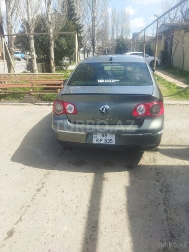 Volkswagen Passat 2005, 492,518 km - 2.0 l - Bakı
