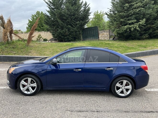 Chevrolet Cruze 2012, 312,000 km - 1.4 l - Quba