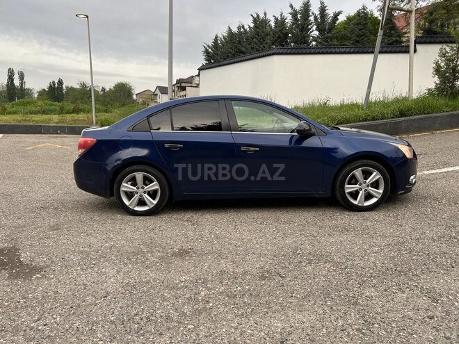 Chevrolet Cruze 2012, 312,000 km - 1.4 l - Quba