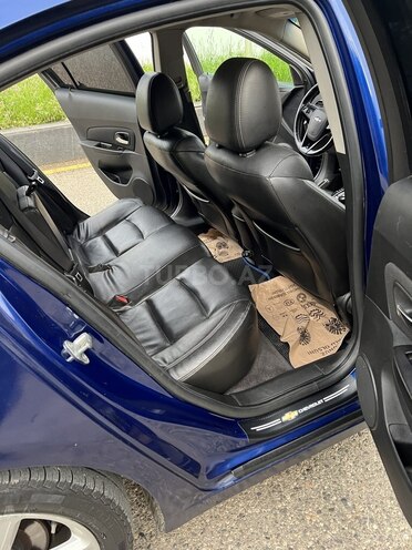 Chevrolet Cruze 2012, 312,000 km - 1.4 l - Quba
