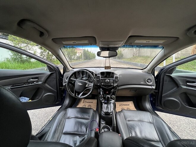 Chevrolet Cruze 2012, 312,000 km - 1.4 l - Quba