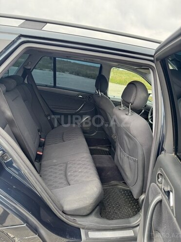 Mercedes C 200 2001, 234,500 km - 2.0 л - Bakı