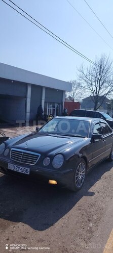 Mercedes E 220 d 2001, 225,000 km - 2.2 л - Astara
