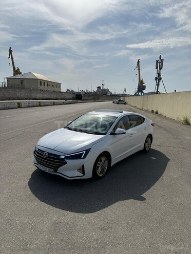 Hyundai Elantra 2019, 45,400 km - 2.0 l - Bakı