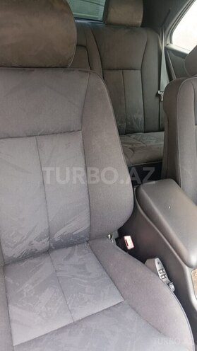 Mercedes E 200 1996, 215,000 km - 2.0 l - Bakı