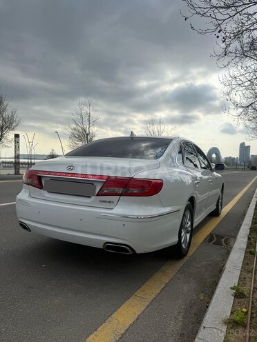 Hyundai Grandeur 2010, 233,000 km - 2.4 l - Bakı