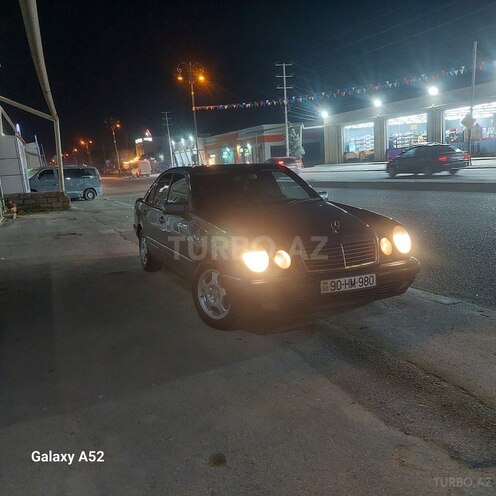 Mercedes E 240 1998, 245,000 km - 2.4 l - Bakı