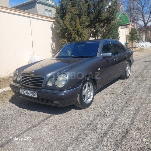 Mercedes E 240 1998, 245,000 km - 2.4 l - Bakı