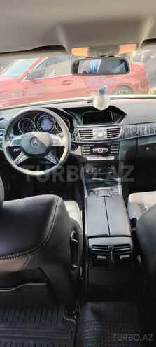 Mercedes E 220 2013, 297,000 km - 2.2 л - Bakı