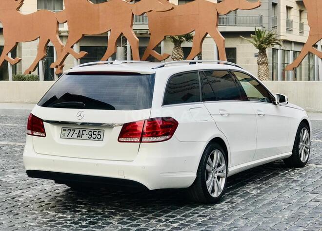 Mercedes E 220 2013, 297,000 km - 2.2 л - Bakı