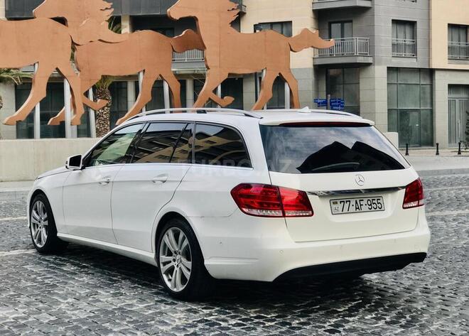 Mercedes E 220 2013, 297,000 km - 2.2 л - Bakı