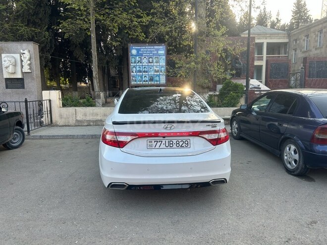 Hyundai Grandeur 2015, 155,000 km - 2.2 l - Qazax