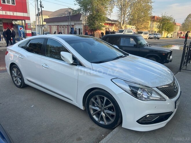 Hyundai Grandeur 2015, 155,000 km - 2.2 l - Qazax