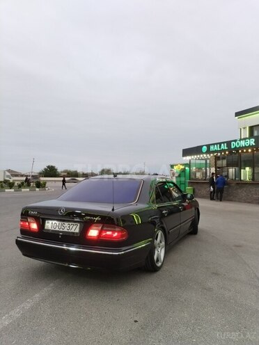 Mercedes E 320 2000, 170,000 km - 3.2 l - Bakı