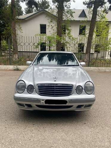 Mercedes E 240 2000, 247,255 km - 2.6 l - Sumqayıt