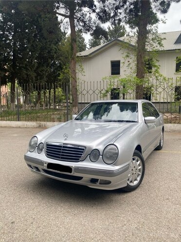 Mercedes E 240 2000, 247,255 km - 2.6 l - Sumqayıt