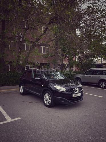 Nissan Qashqai-12