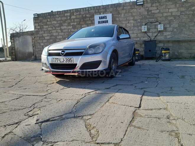 Opel Astra 2004, 235,000 km - 1.4 l - Bakı