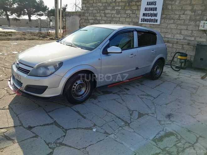 Opel Astra 2004, 235,000 km - 1.4 l - Bakı