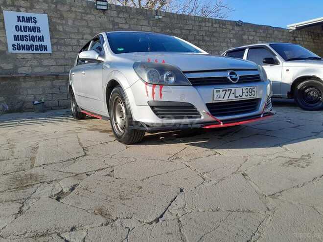 Opel Astra 2004, 235,000 km - 1.4 l - Bakı