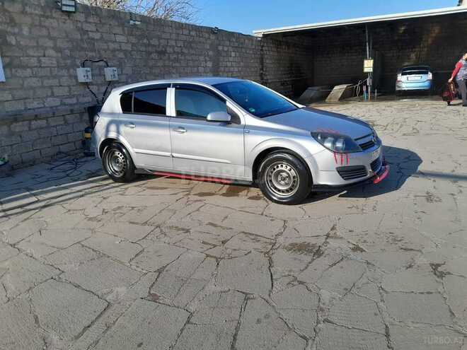 Opel Astra 2004, 235,000 km - 1.4 l - Bakı