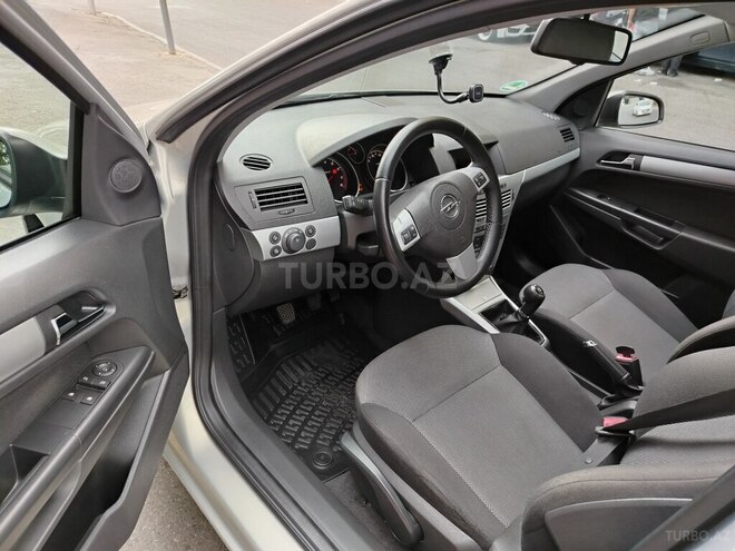 Opel Astra 2009, 174,500 km - 1.4 l - Xırdalan