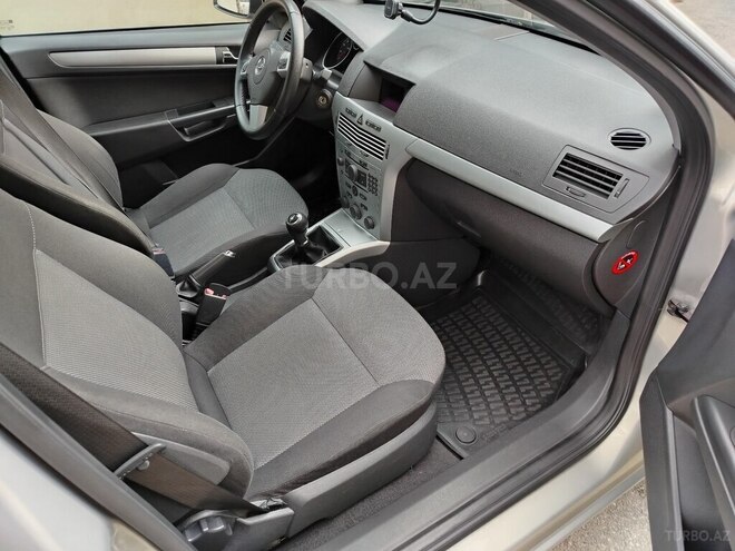 Opel Astra 2009, 174,500 km - 1.4 l - Xırdalan