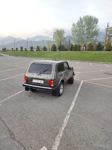 LADA (VAZ) Niva 2024, 3,702 km - 1.7 l - Bakı
