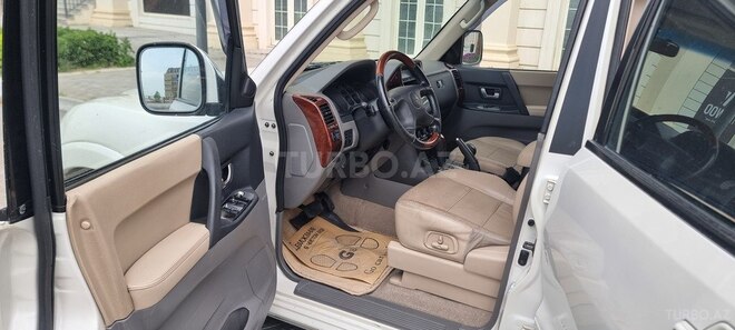 Mitsubishi Pajero 2006, 225,000 km - 3.8 l - Bakı