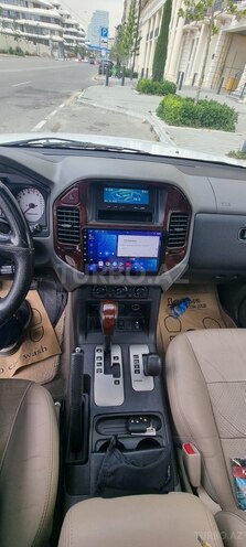 Mitsubishi Pajero 2006, 225,000 km - 3.8 l - Bakı