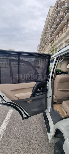 Mitsubishi Pajero 2006, 225,000 km - 3.8 l - Bakı
