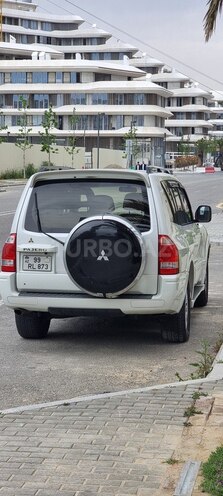 Mitsubishi Pajero 2006, 225,000 km - 3.8 l - Bakı