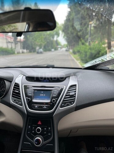 Hyundai Elantra 2015, 160,000 km - 1.8 л - Ağstafa