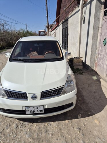 Nissan Tiida 2007, 230,000 km - 1.8 л - Quba