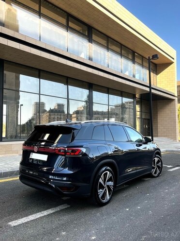 Volkswagen ID.6 Crozz 2022, 37,000 km - 0.1 л - Bakı