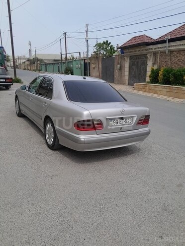 Mercedes E 270 2000, 450,000 km - 2.7 l - Bakı