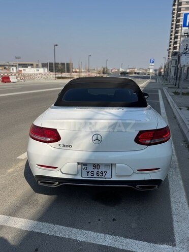 Mercedes C 300 2017, 111,000 km - 2.0 л - Bakı