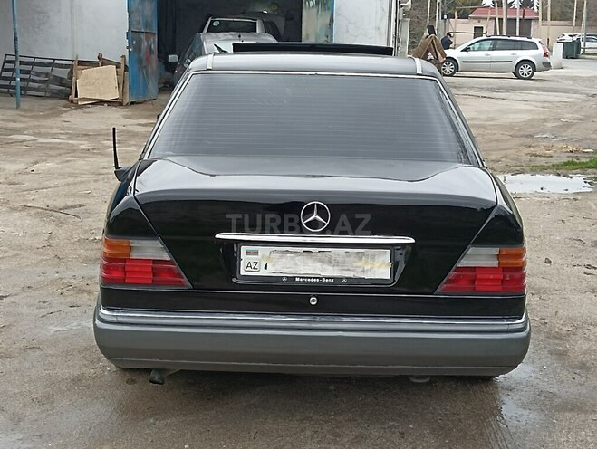 Mercedes E 200 1994, 325,720 km - 2.0 л - Bakı