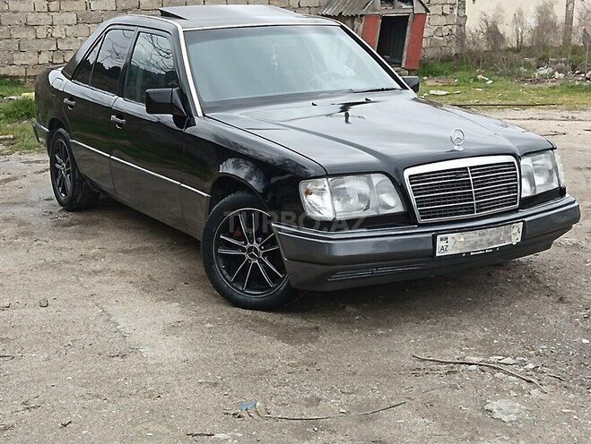 Mercedes E 200 1994, 325,720 km - 2.0 л - Bakı