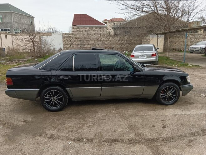 Mercedes E 200 1994, 325,720 km - 2.0 л - Bakı