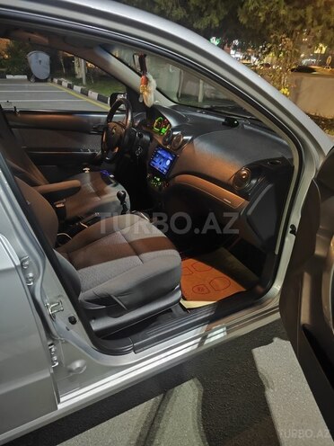 Chevrolet Aveo-7