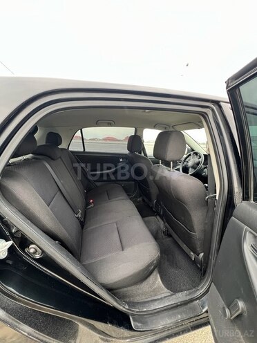 Toyota Corolla 2005, 298,000 km - 1.4 л - Bakı