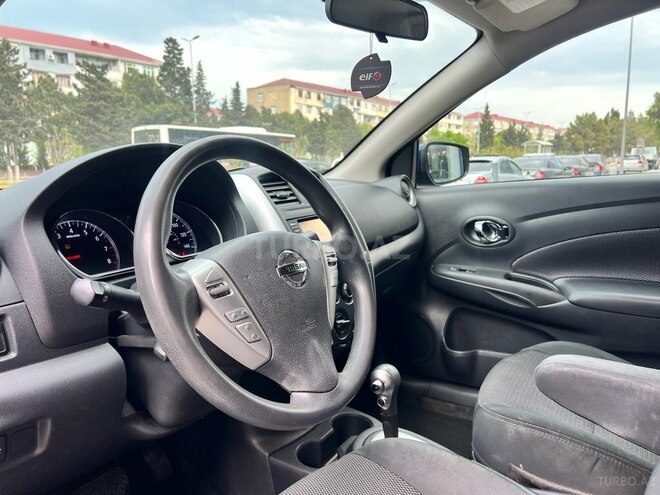 Nissan Sunny-6