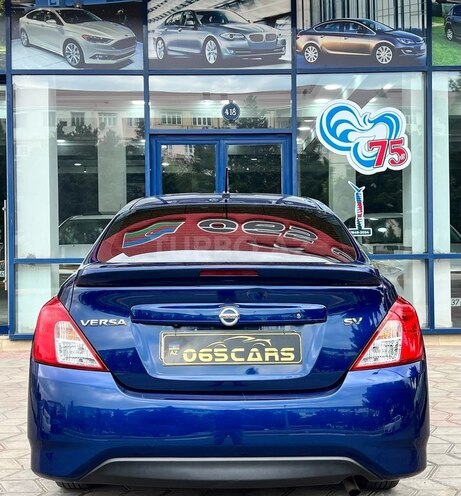 Nissan Sunny-13