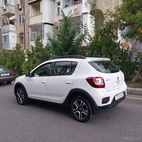 Renault Sandero Stepway 2020, 82,000 km - 1.6 l - Bakı