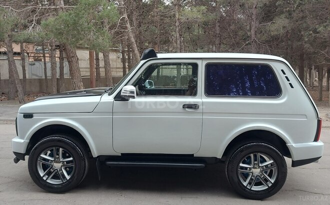 LADA (VAZ) Niva 2013, 211,000 km - 1.7 l - Sumqayıt