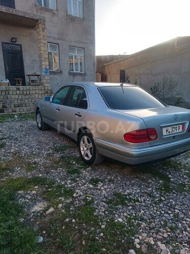 Mercedes E 200 1998, 329,854 km - 2.0 l - Bakı