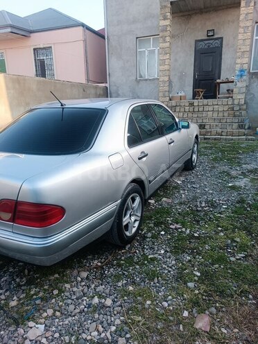Mercedes E 200 1998, 329,854 km - 2.0 l - Bakı