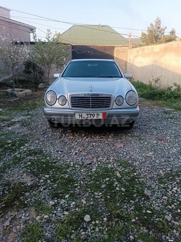 Mercedes E 200 1998, 329,854 km - 2.0 l - Bakı